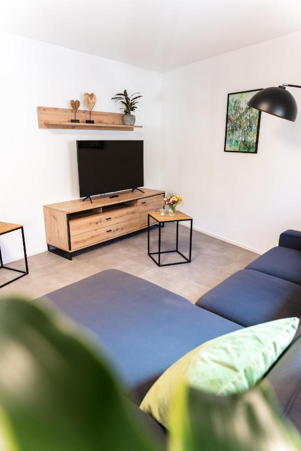 4 Apartments Im Hof By Gasthof Linde อัลบ์ชตัดท์ ภายนอก รูปภาพ